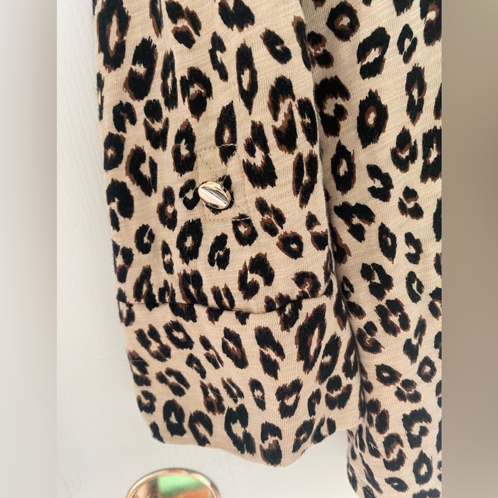 Chico’s Three Quarter Sleeve Animal Print With Gold Button Detail on Sleeves - Picture 5 of 6